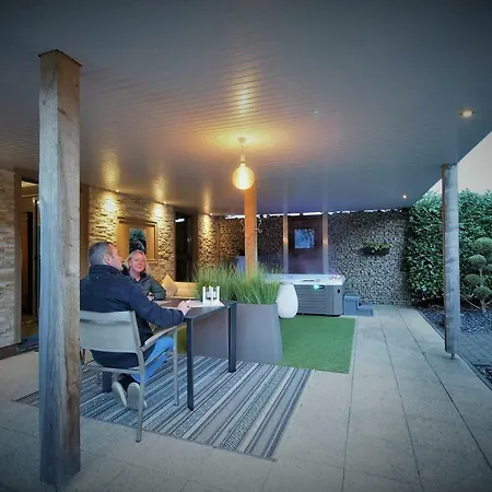 Saint Tropez Hochzeitssuite Relax Apartment *